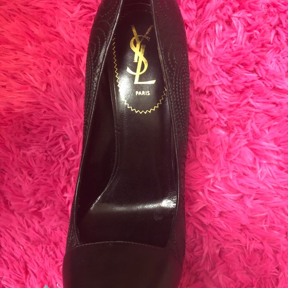 Gently worn YSL heels (SOLD) - Picture 2 of 3